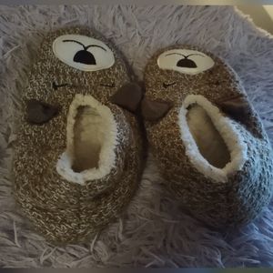 Hue critter slippers size small shoe 5-6
